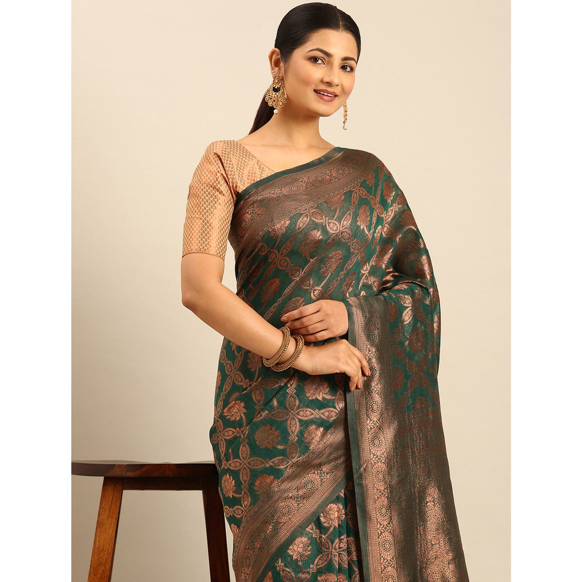 20green-floral-woven-cotton-silk-saree-4