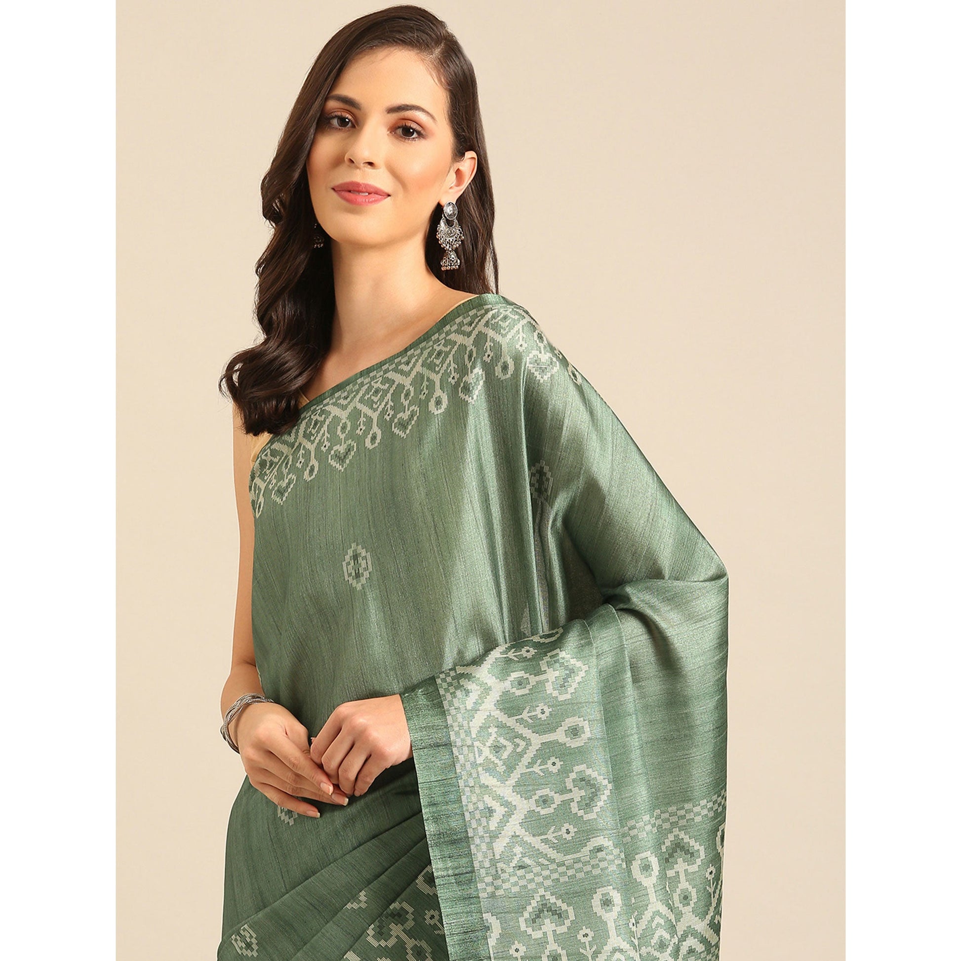 green-digital-print-cotton-blend-saree