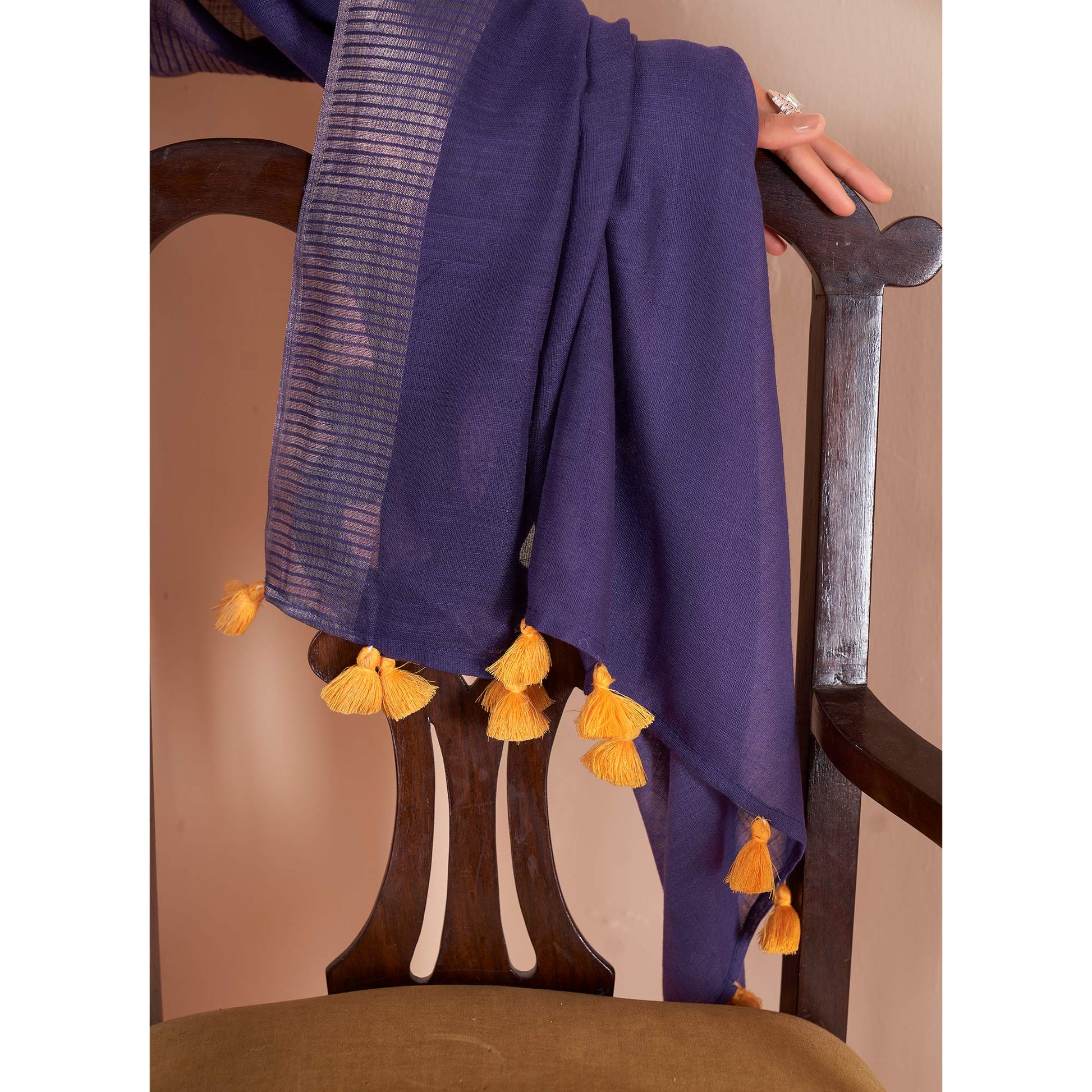 Lavender Woven Linen Saree With Tassels