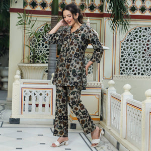 grey-floral-foil-printed-chanderi-co-ord-set