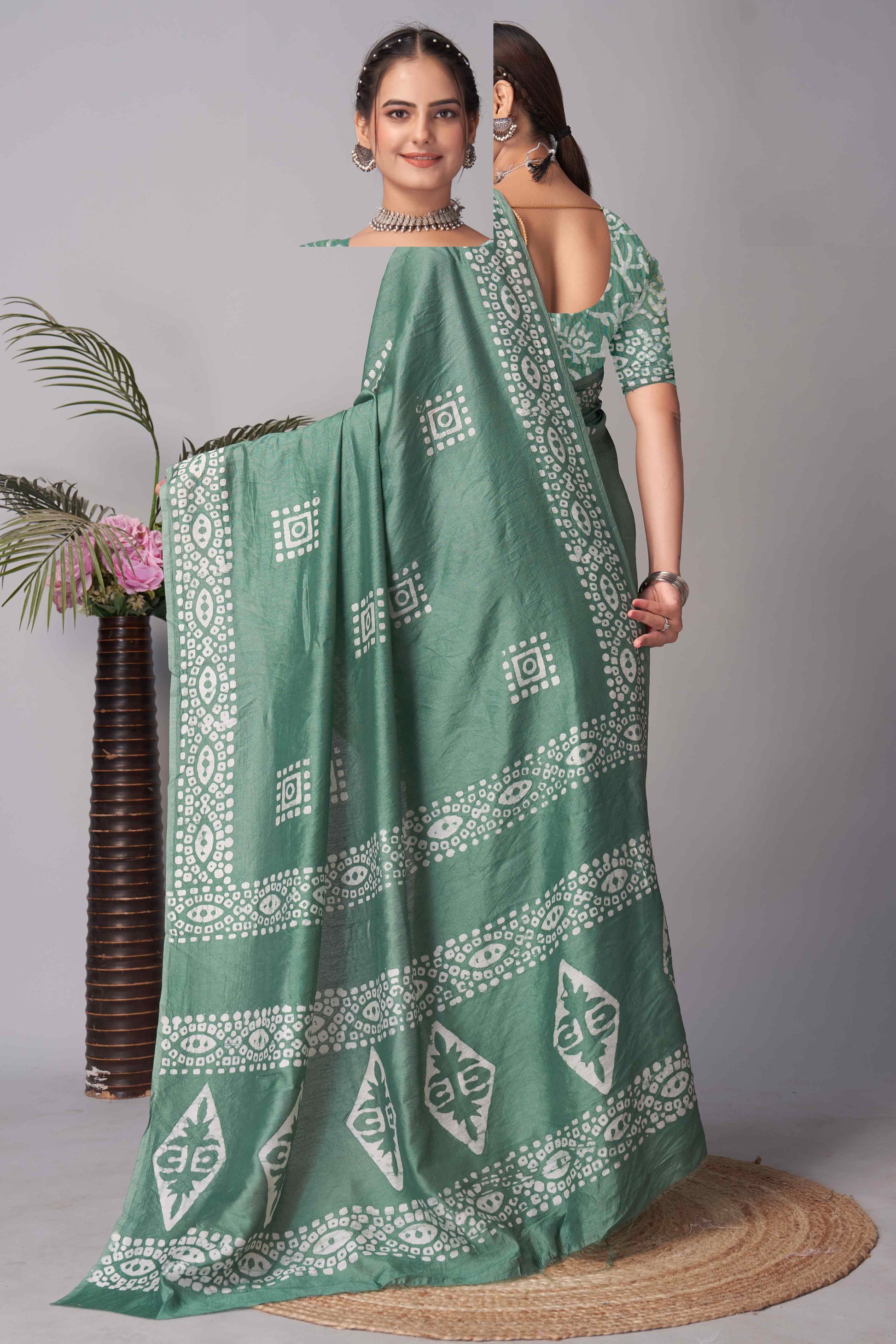 green-batik-printed-chanderi-cotton-silk-saree