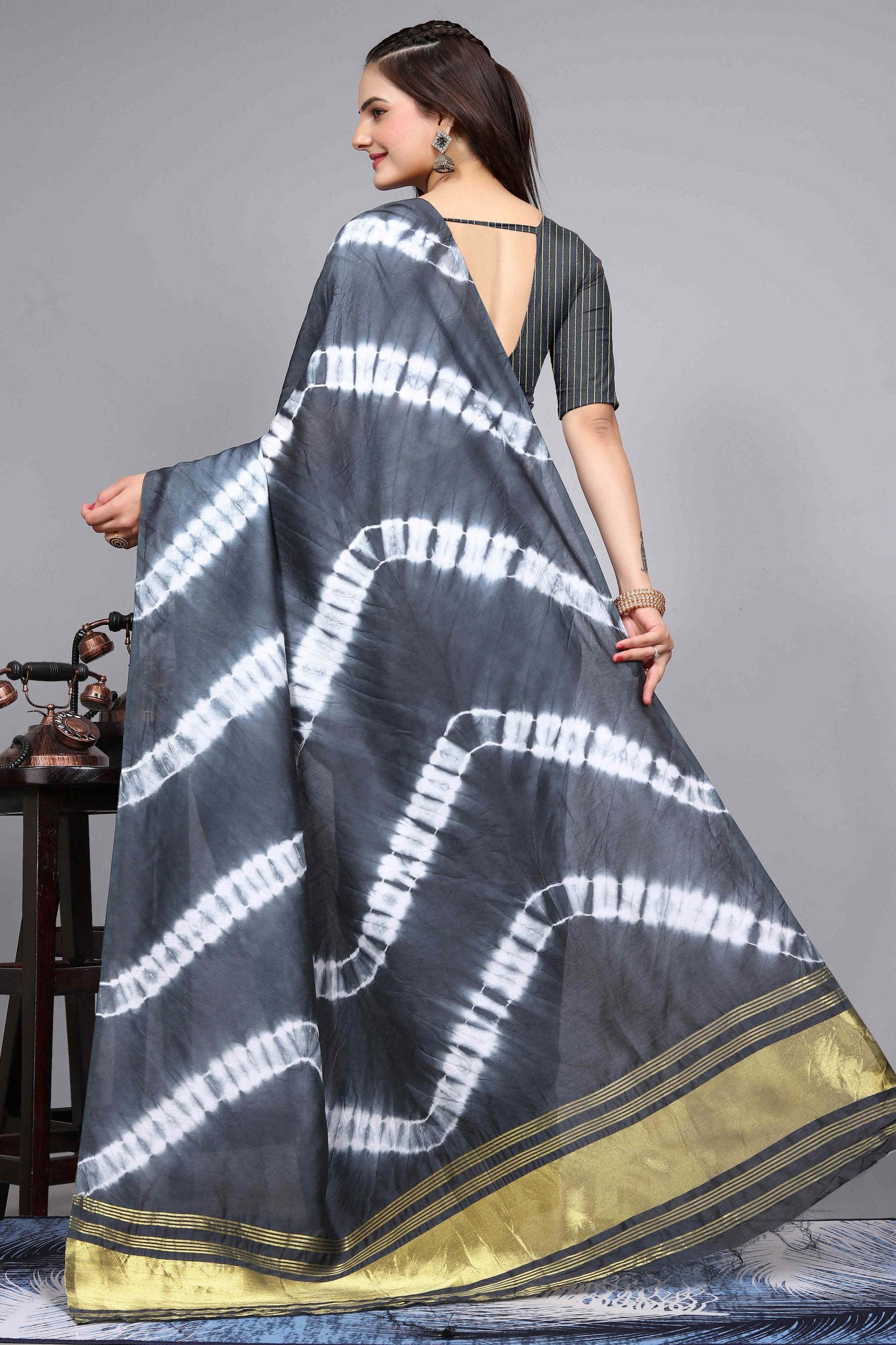 Grey Shibori Leheriya Printed Chanderi Cotton Silk Lagdi Patta Saree