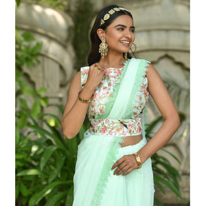green-solid-georgette-saree-with-embroidered-bloue-piece