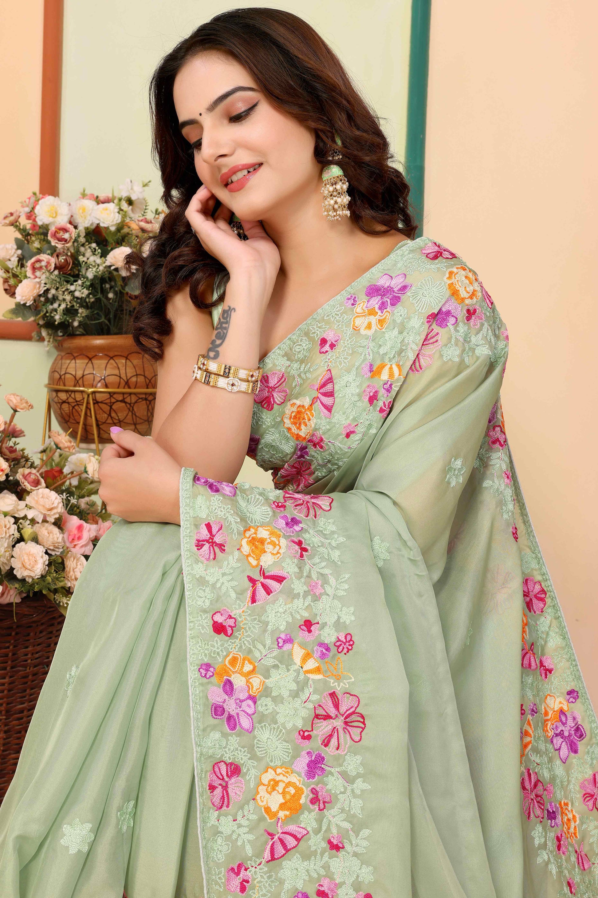 green-floral-embroidered-organza-saree-17