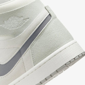 Jordan | AIR JORDAN 1 ZOOM CMFT 2  { SUMMIT WHITE/PARTICLE GREY-LIGHT SILVER