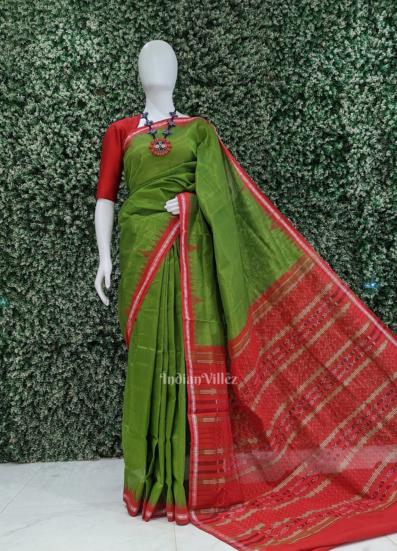 Parrot Green Red Phoda Kumbha Sambalpuri Cotton Tissue Saree