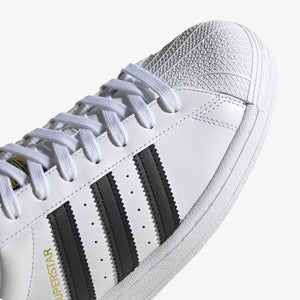 Adidas Originals | SUPERSTAR  { CORE BLACK / CLOUD WHITE
