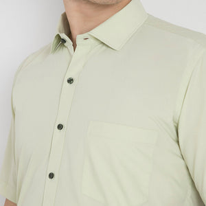 Wrinkle Free Half Sleeve Shirt
