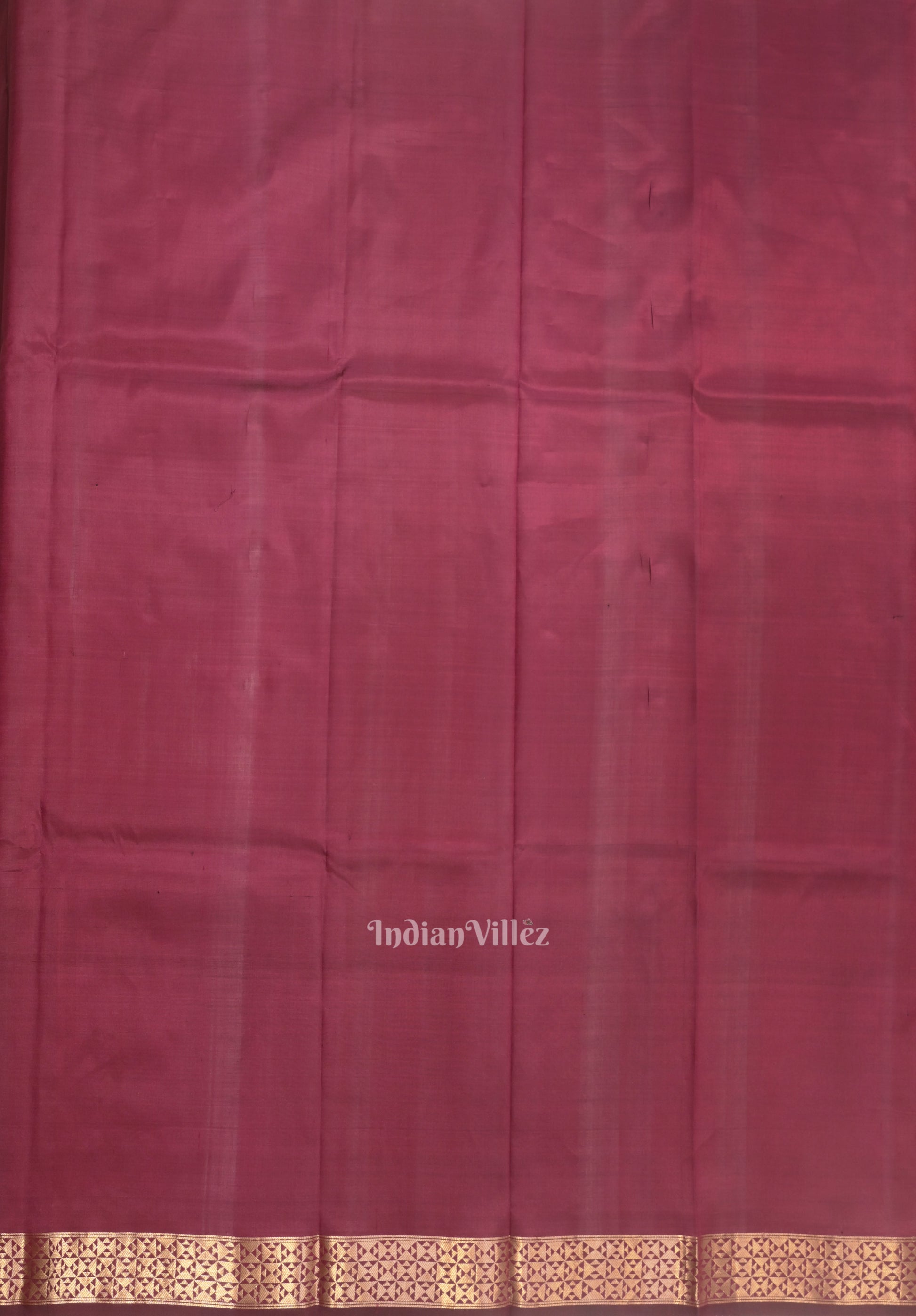 Magenta Floral Motif Designer Katan Banarasi Silk Saree