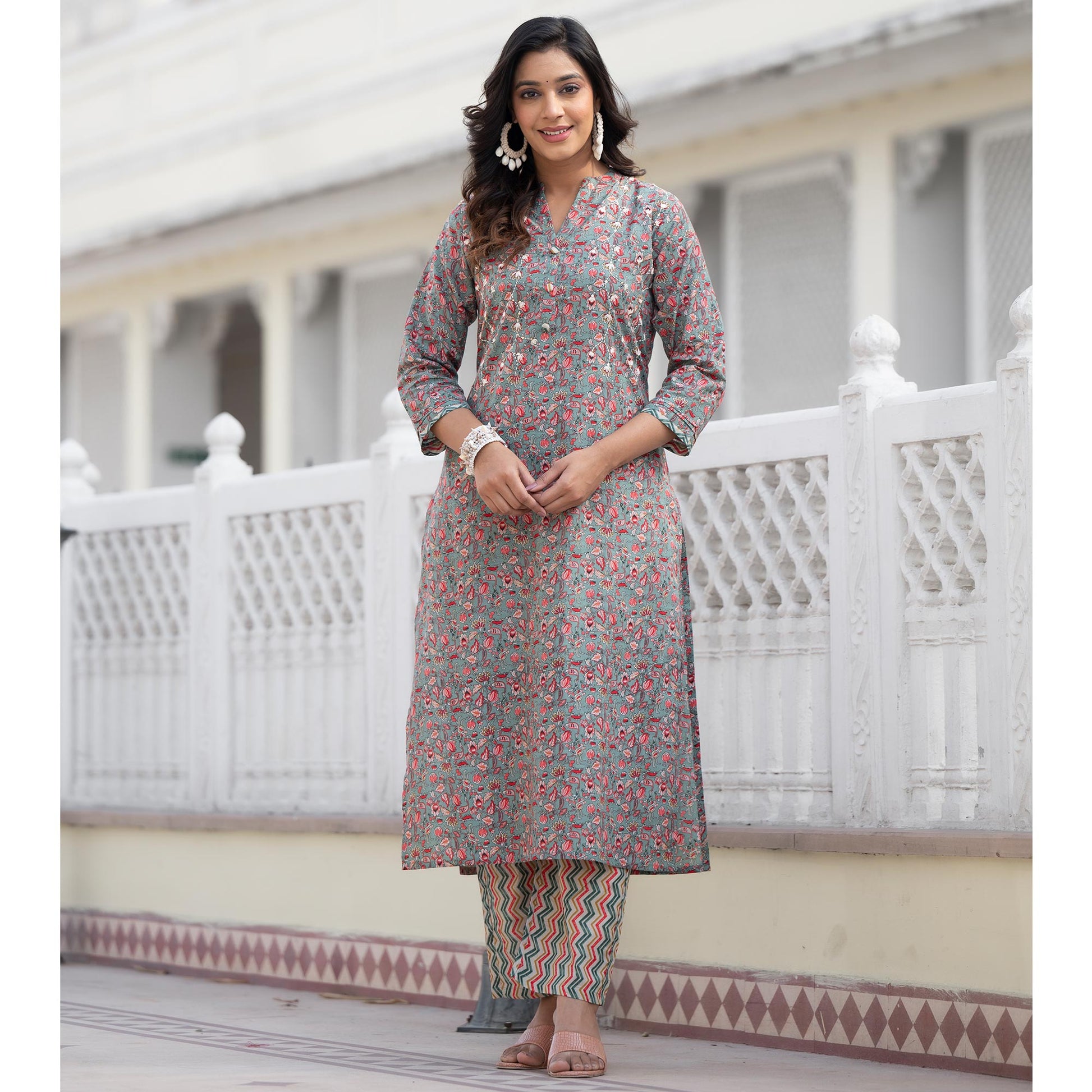 green-floral-printed-pure-cotton-straight-salwar-suit