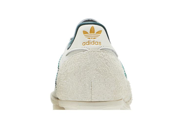 adidas Falcon Galaxy Wonder Quartz Chalk White Core Black (Women's)