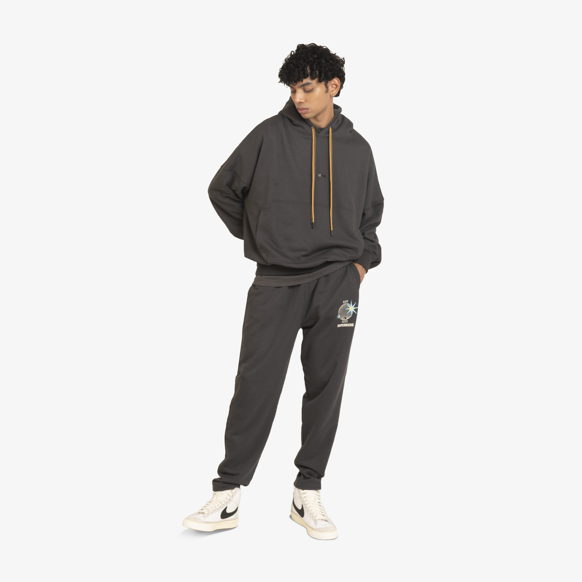 Superkicks | BASIC HOODIE  { ASPHALT