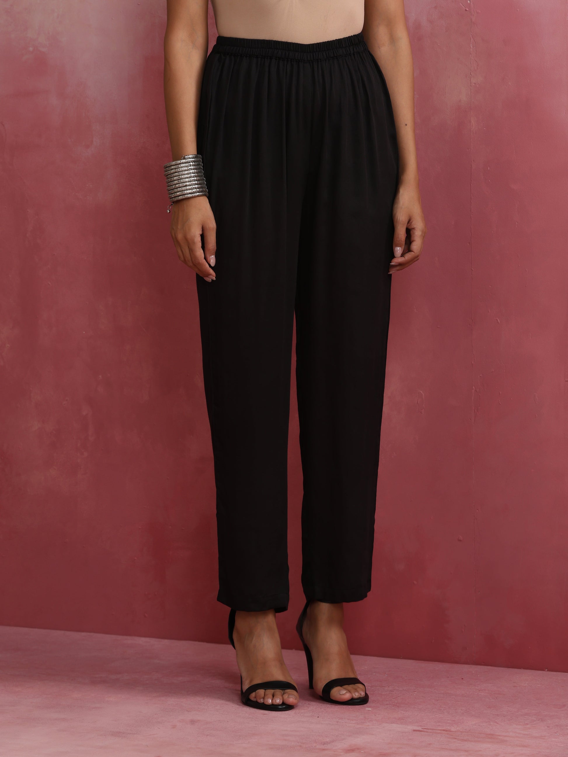 trueBrowns Black V Neck Kurta Co-ord Set
