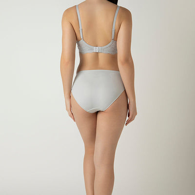 Lace Elegance Padded Non-Wired Bra - Micro Chip