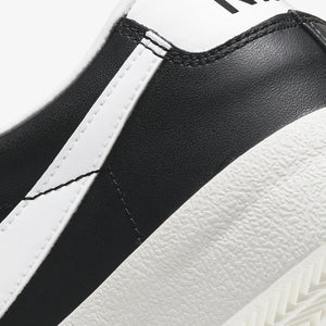 Nike | BLAZER LOW '77 VINTAGE { BLACK/WHITE
