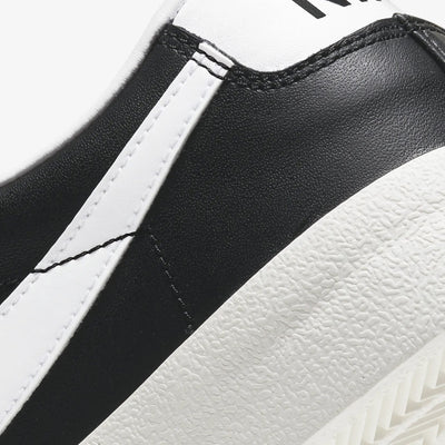 Nike | BLAZER LOW '77 VINTAGE { BLACK/WHITE