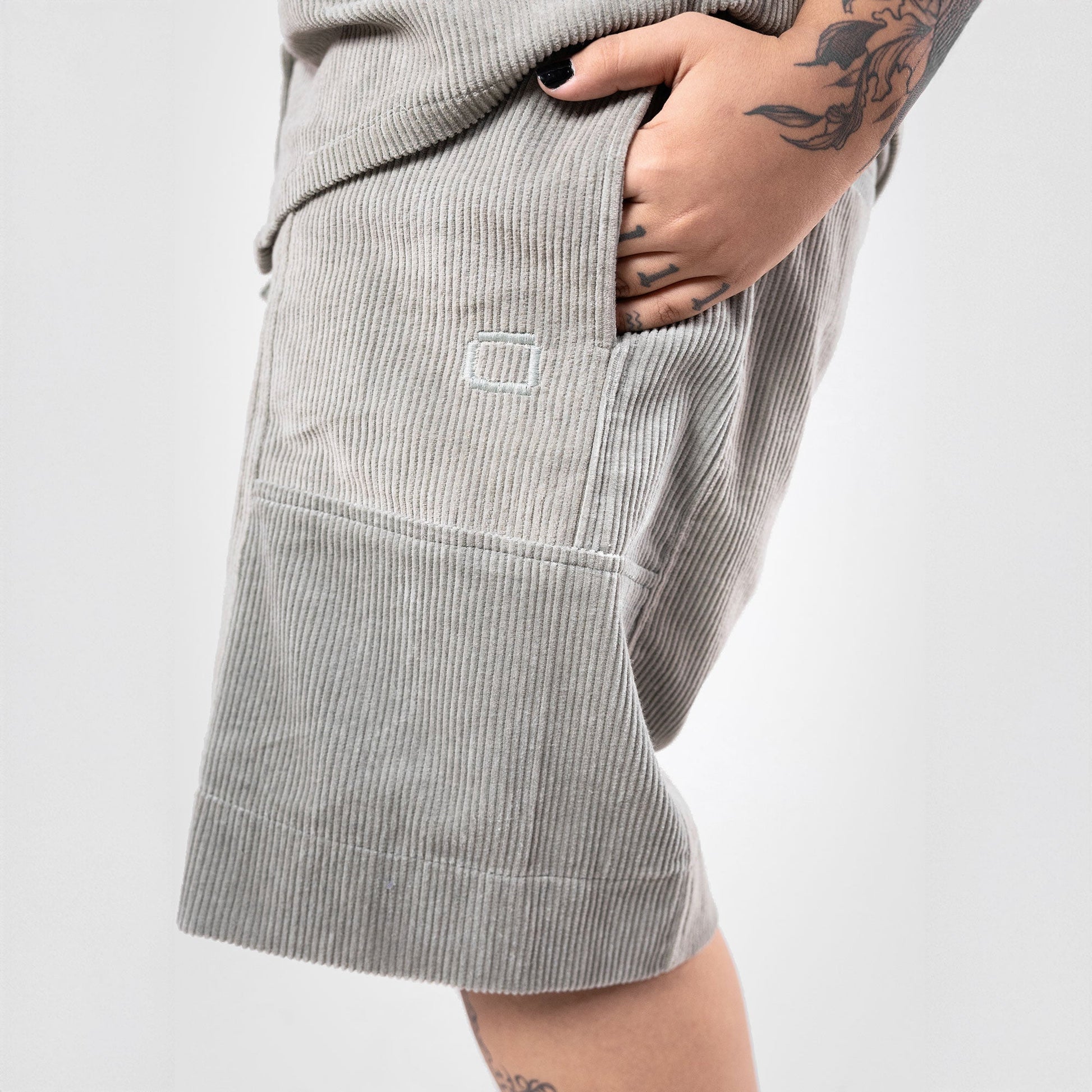 SUPERKICKS | CORDUROY SHORTS { SLATE GREY