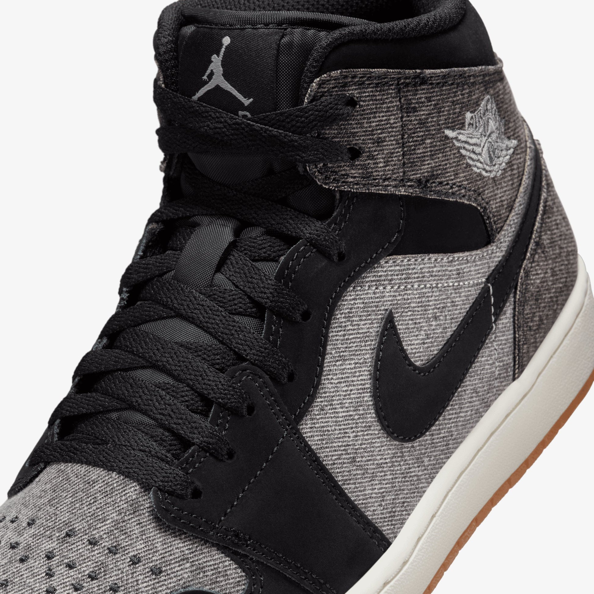 JORDAN | AIR JORDAN 1 MID SE V2 { BLACK/BLACK-SAIL-GUM MED BROWN