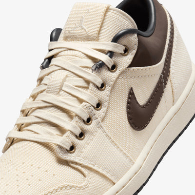 JORDAN | AIR JORDAN 1 LOW PREMIUM { PALE IVORY/BAROQUE BROWN-OFF NOIR