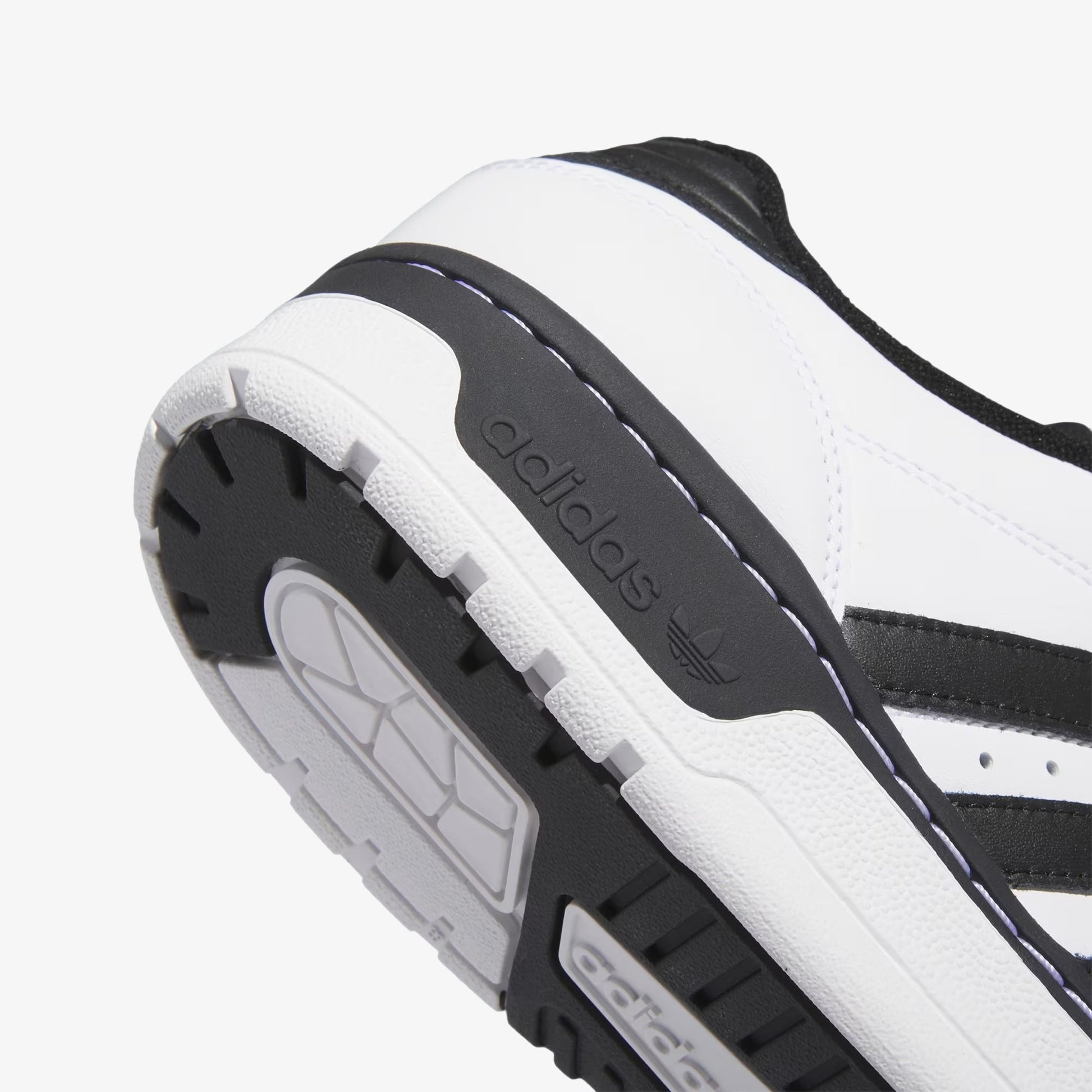 Adidas Originals | RIVALRY LOW { CLOUD WHITE/CORE BLACK