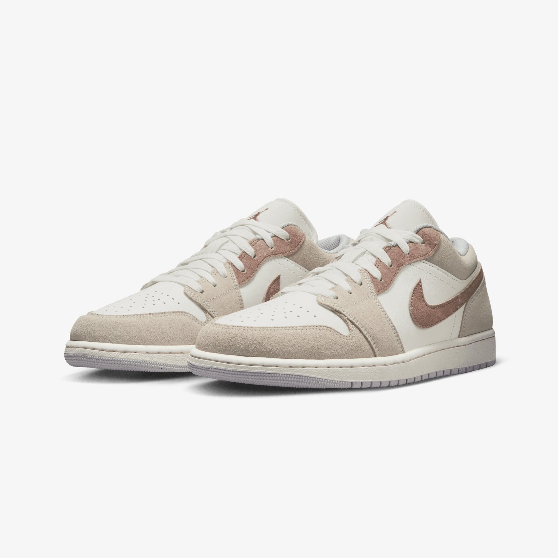 JORDAN | AIR JORDAN 1 LOW SE { LEGEND LT BROWN/ARCHAEO BROWN-SAIL