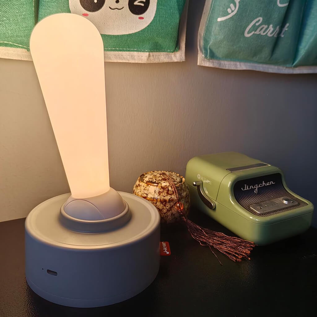 Silicon LED Lever Lamp