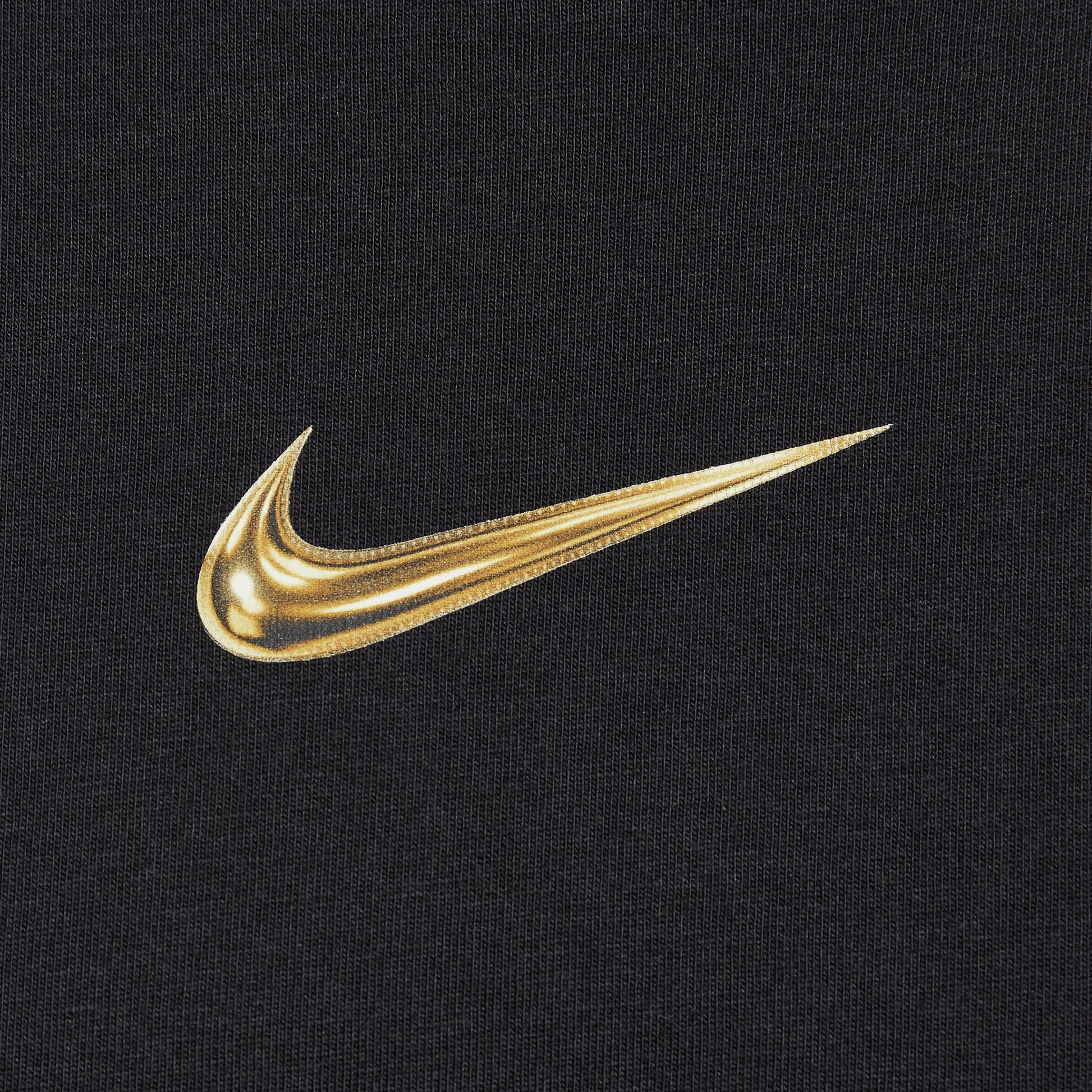 NIKE | LOOSE SHORT-SLEEVE GRAPHIC T-SHIRT { BLACK