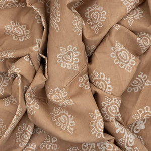 Beige Sungudi Cotton Saree With Floral Motifs
