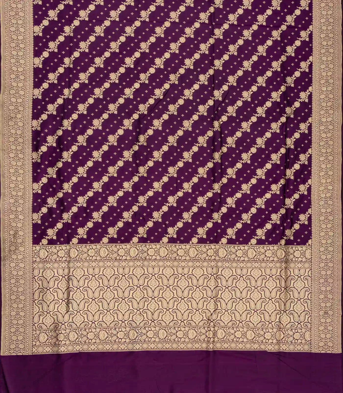 Magenta Handloom Banarasi Silk Saree With Diagonal Floral Vine Motifs