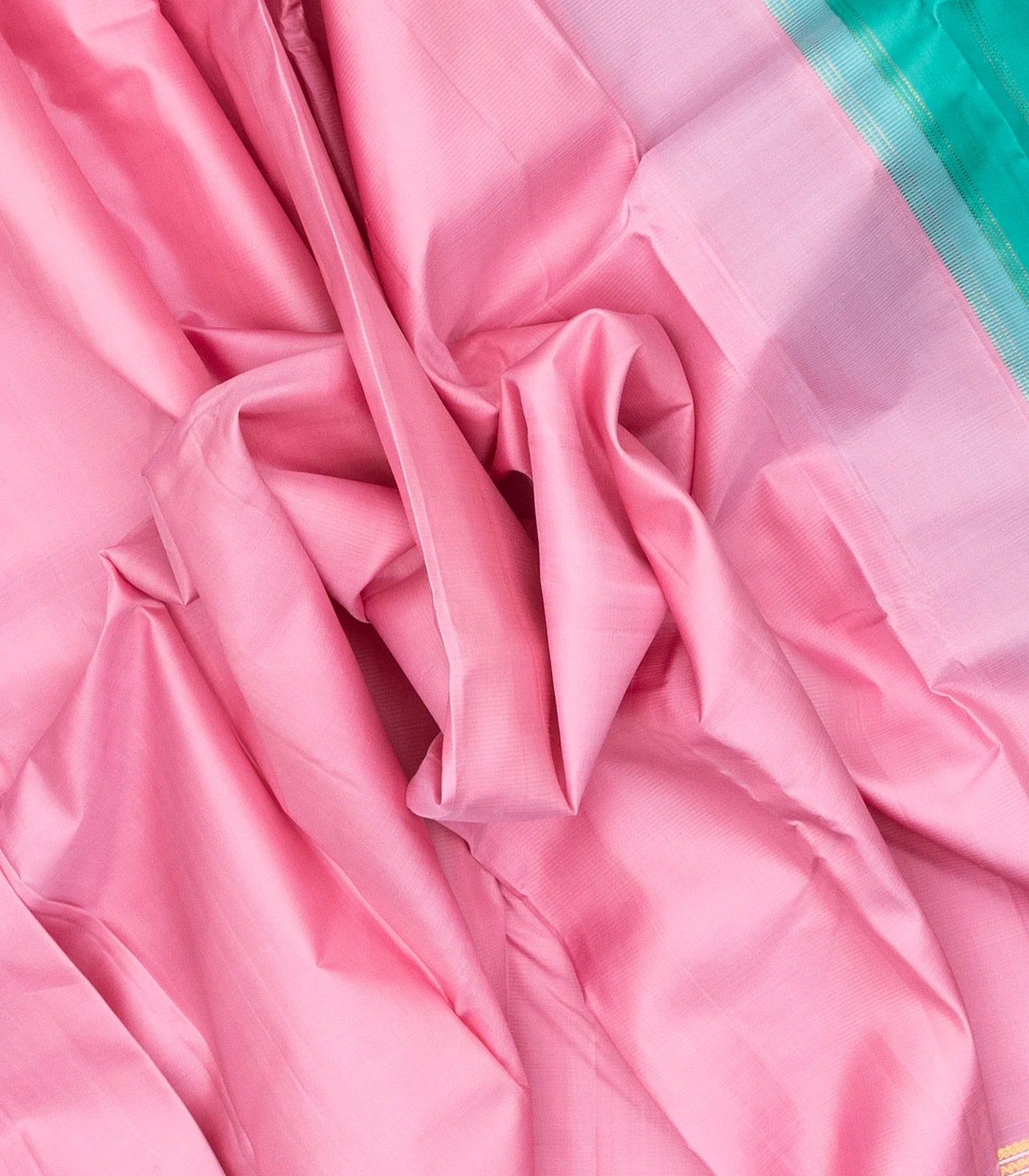 Bubblegum Pink Handloom Kanchipuram Silk Saree With Contrast Pallu