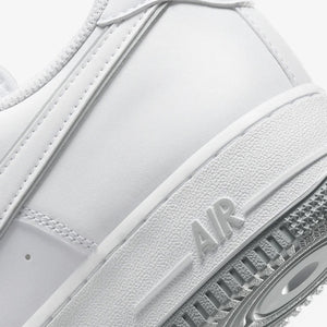 Nike | AIR FORCE 1 '07 { WHITE/WOLF GREY-WHITE