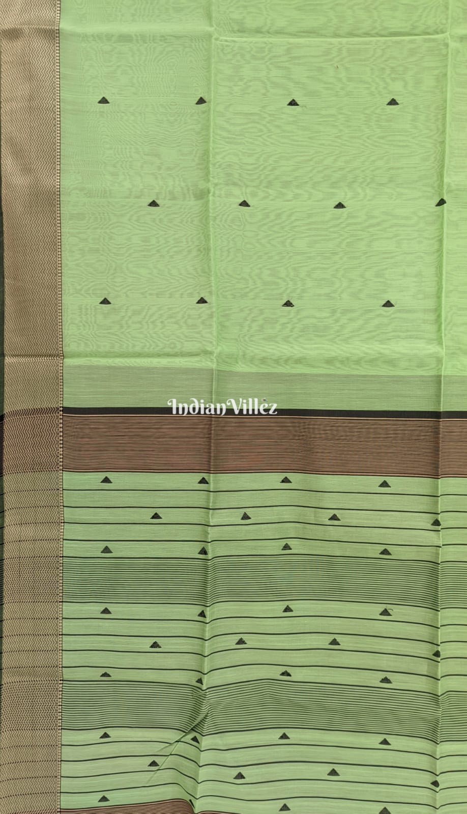 Parrot Green Maheshwari Handloom Saree