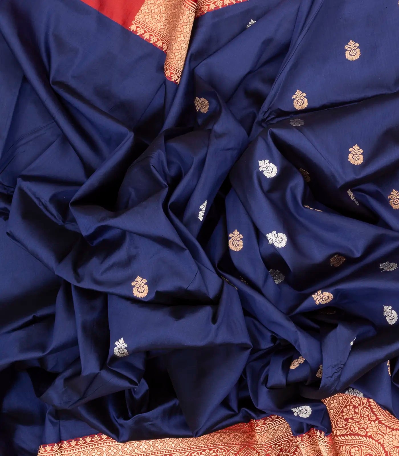 Navy Blue Handloom Banarasi Silk Saree With Flower Buttas