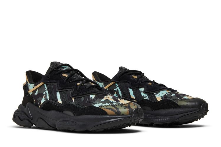 adidas Ozweego Black Camo
