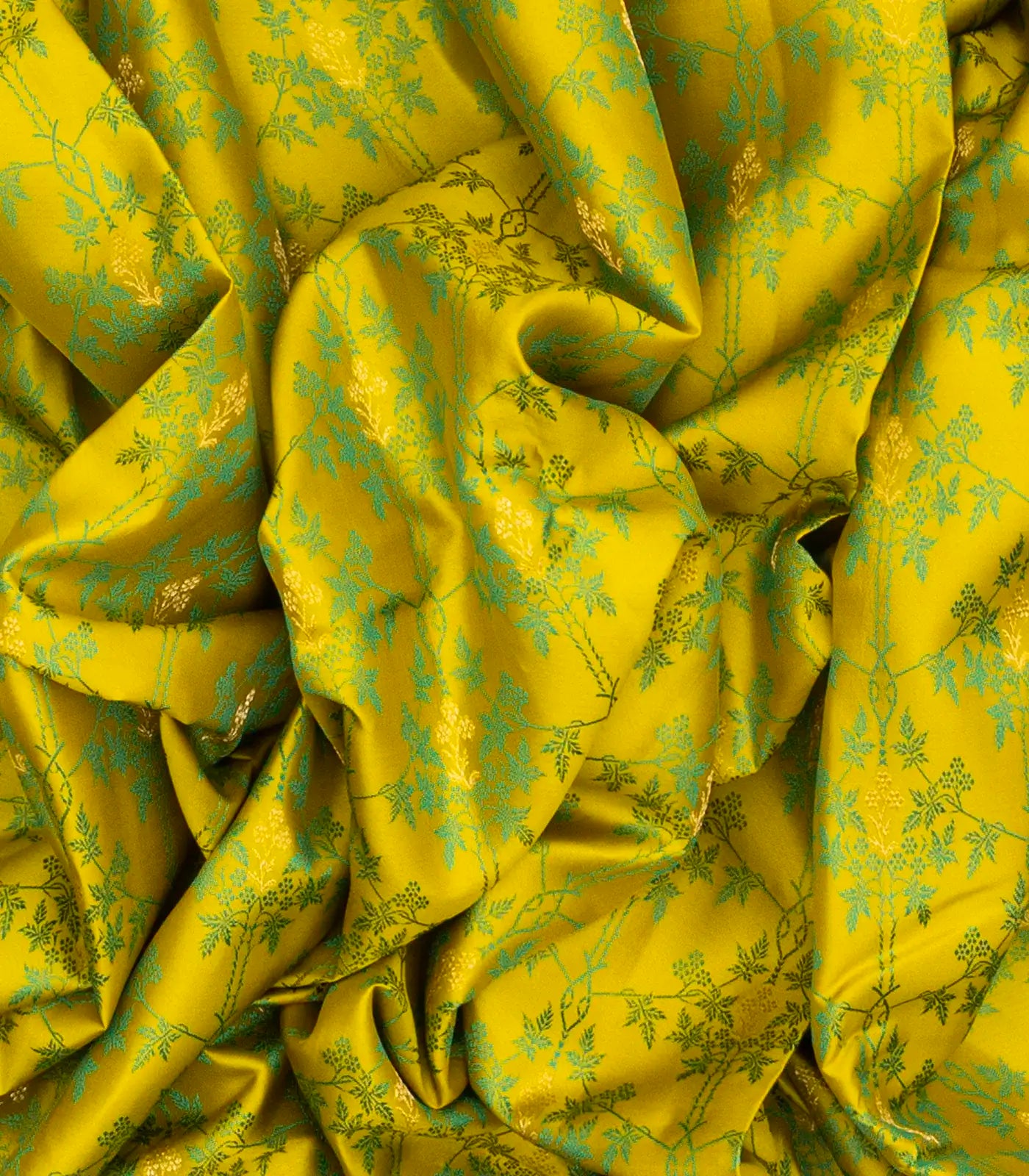 Olive Green Handloom Kanchipuram Silk Saree With Floral Vine Motifs