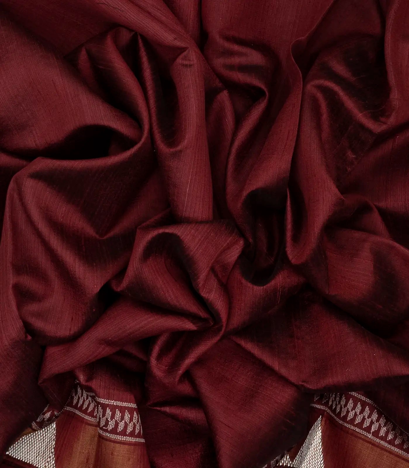 Maroon Handloom Plain Tussar Silk Saree With Printed Pallu