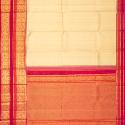 Cream Handloom Kanchipuram Korvai Silk Saree With Chevron Stripes