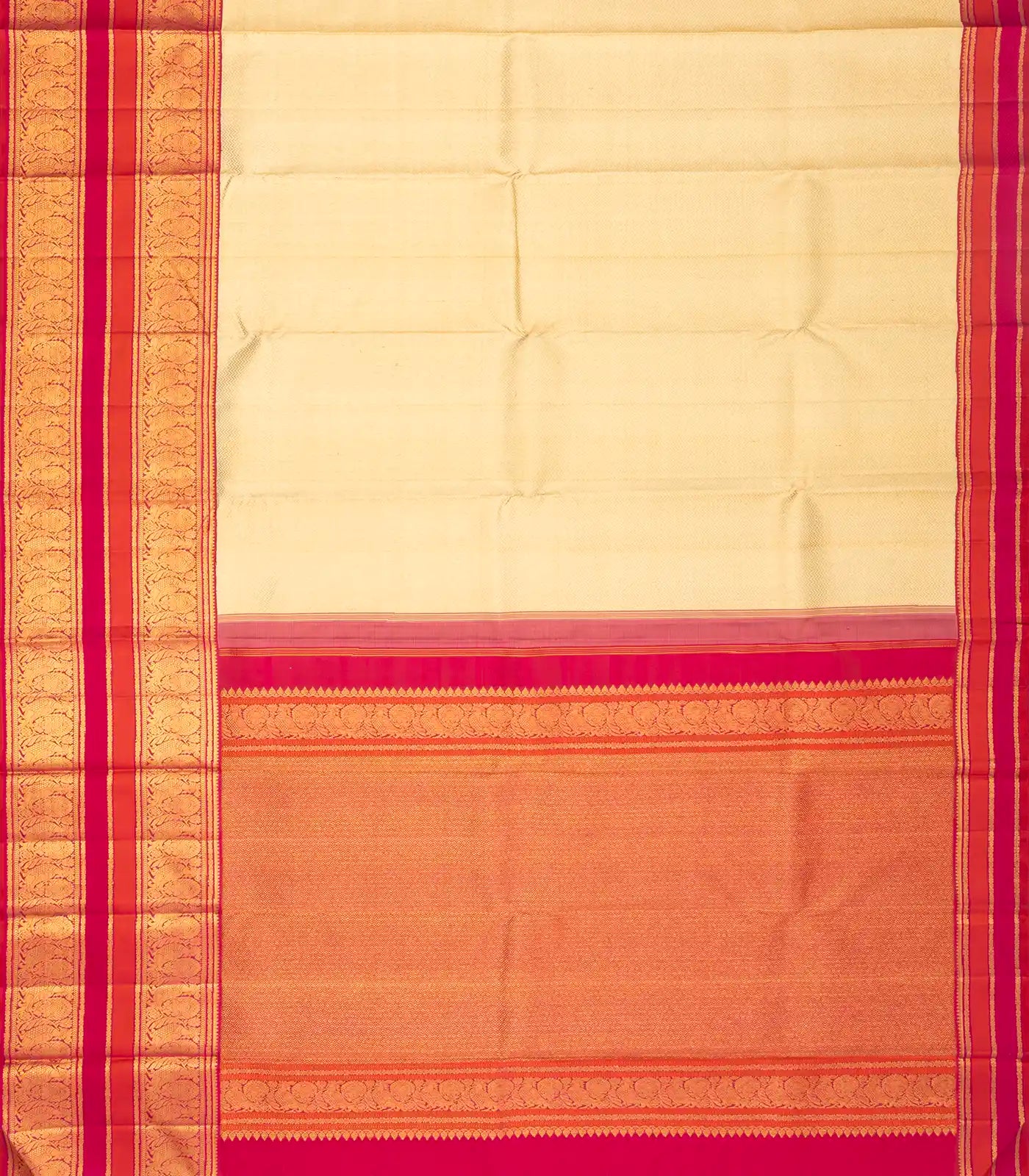 Cream Handloom Kanchipuram Korvai Silk Saree With Chevron Stripes