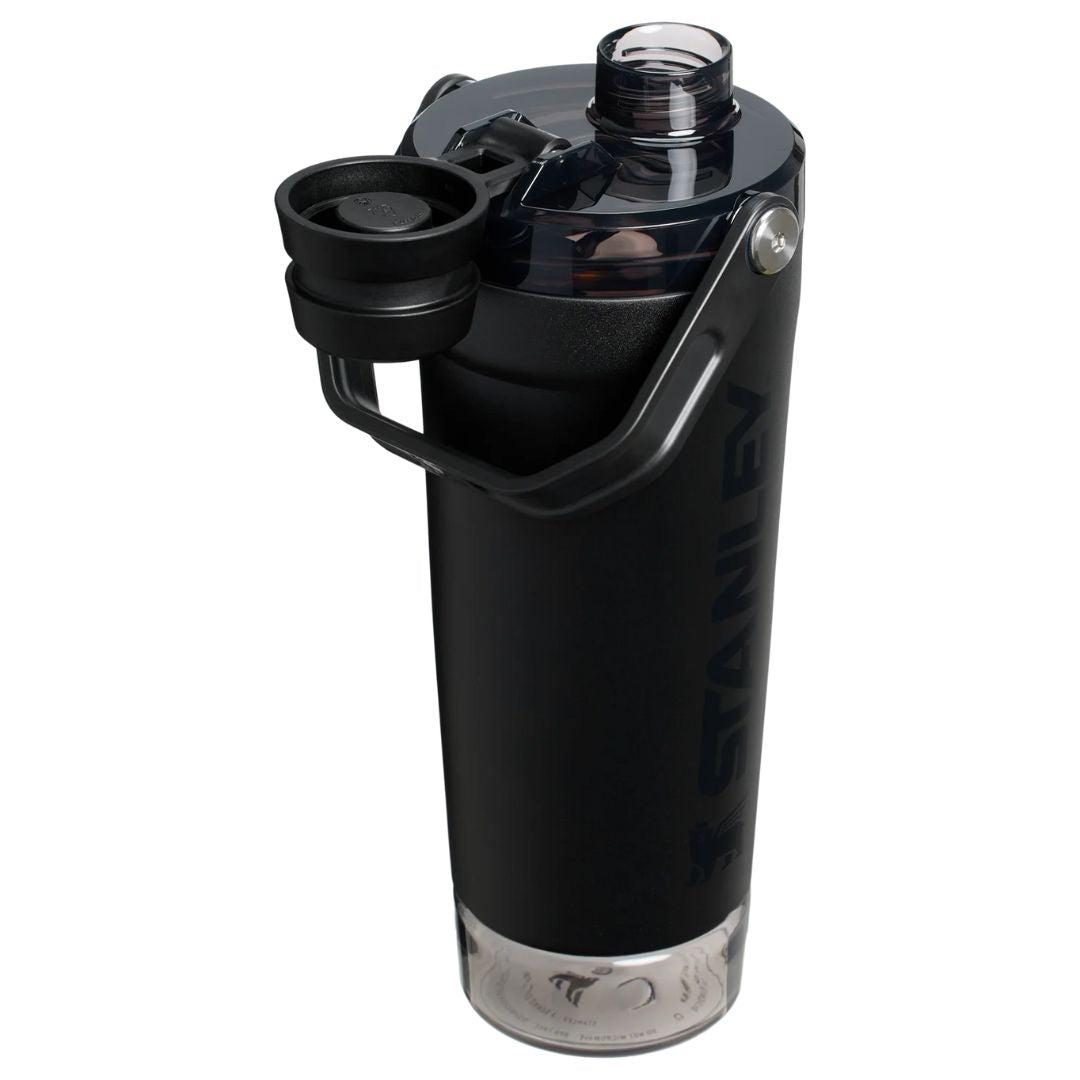 Stanley The Activate Shaker Bottle | 20 OZ Black 2.0