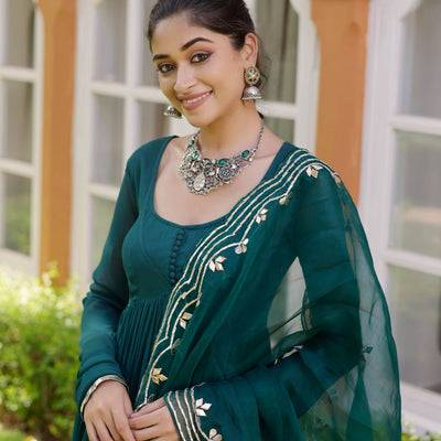 Odika Gotapatti Goergette Suit Set