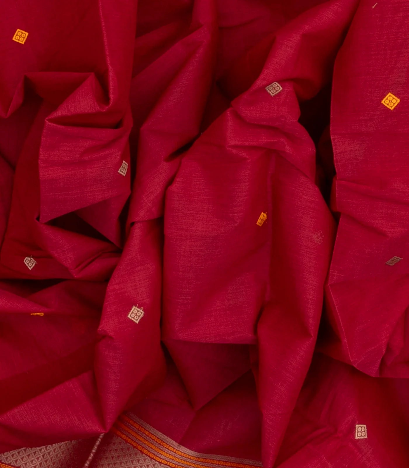 Red Handloom Kanchi Cotton Saree With Diamond Motifs