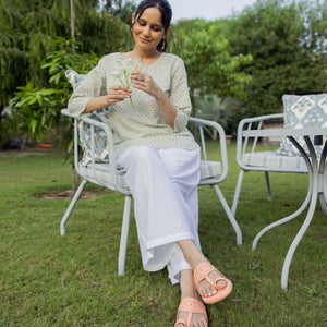 Salmon Peach Solid Kolha Flats