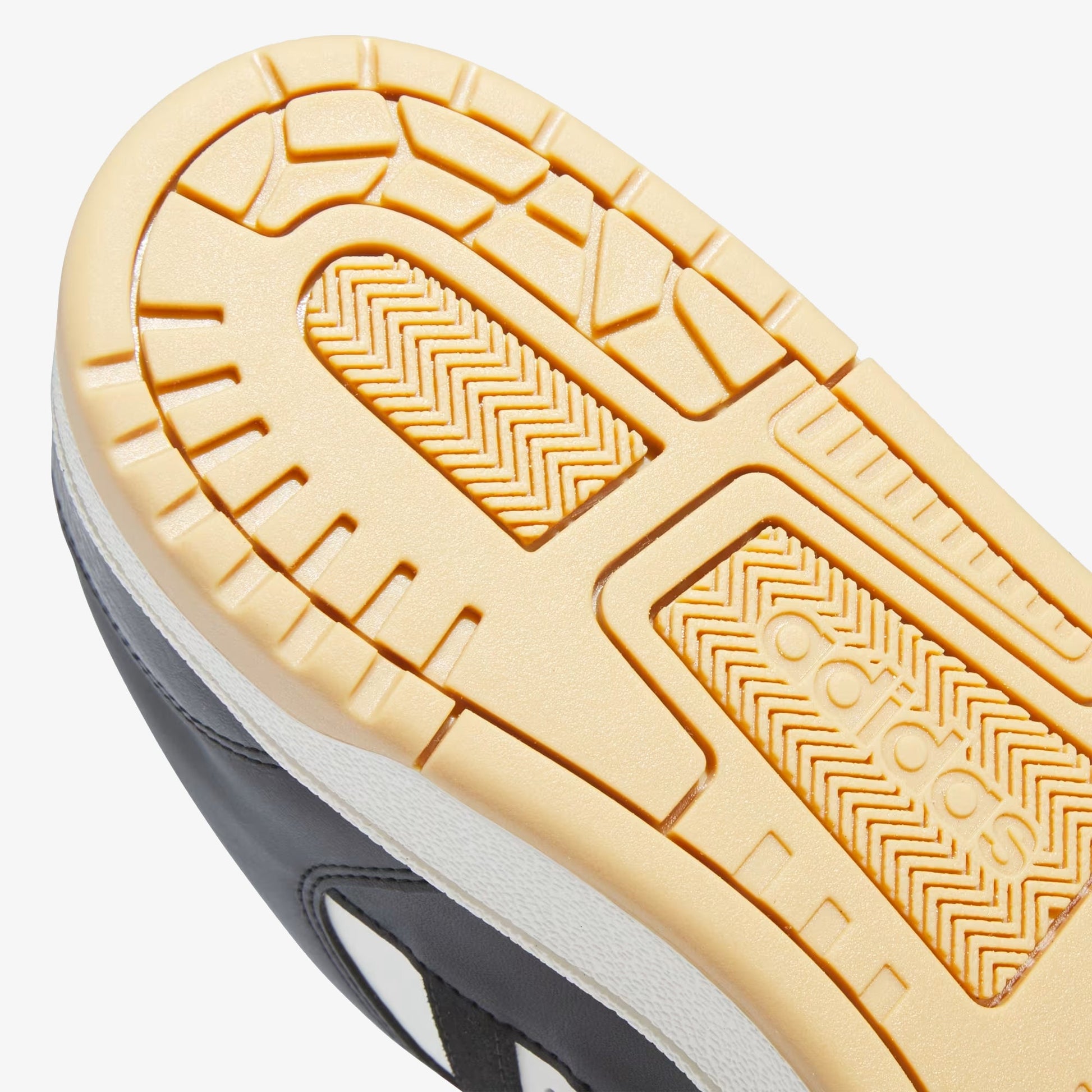 ADIDAS ORIGINALS | BREAK START { CORE BLACK/WHITE