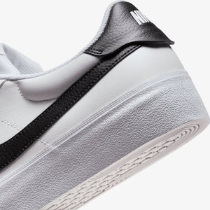 Nike | COURT SHOT { WHITE/BLACK
