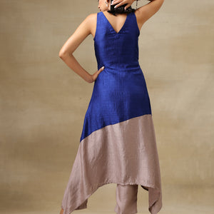 Blue and Grey Textured Silk Sleeveless Round Hemline Kurta Pant Set | Relove