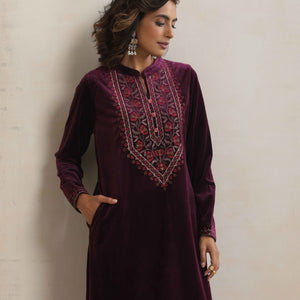 trueBrowns Purple Velvet Floral Embroidered Kurta Pant Dupatta Set