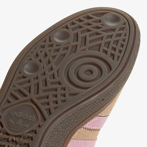 Adidas Originals | HANDBALL SPEZIAL { WARM SANDSTONE/CLEAR PINK/GUM