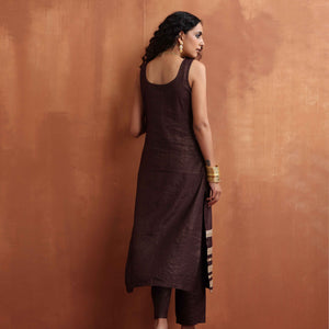 trueBrowns Brown Metallic Straight Kurta Set
