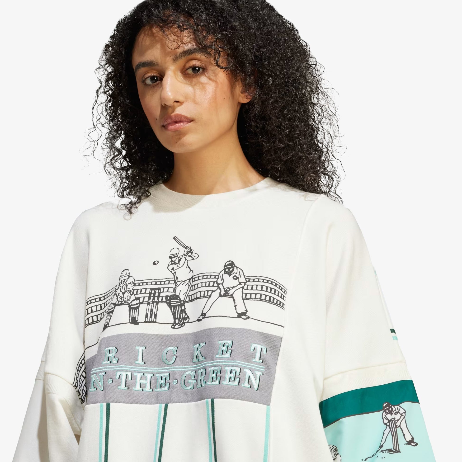 Adidas Originals | RETRO SPORTS CRICKET-INSPIRED CREW SWEATSHIRT { OFF WHITE