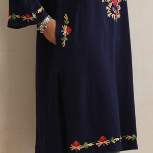 trueBrowns Blue Kashmiri Embroidered Woollen Phiran Kurta